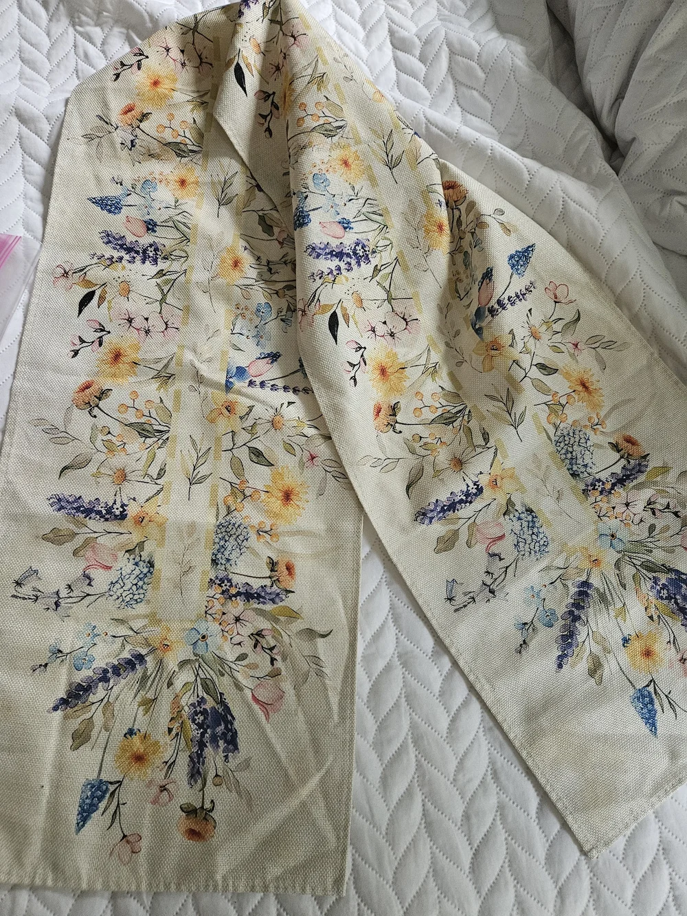 Cream Floral Table Runner with Yellow & Blue Bouquet Design P30